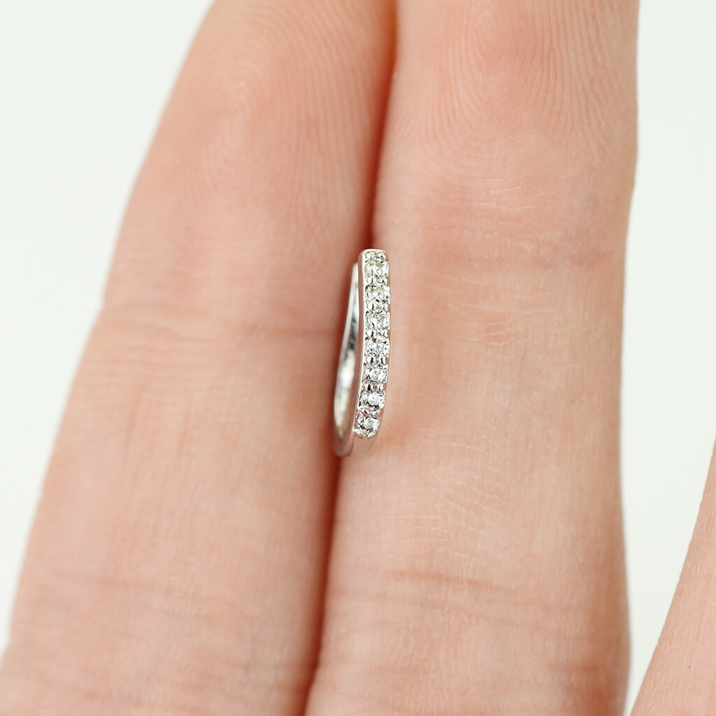Lined CZ Bar Non-Piercing Nose & Ear Clip