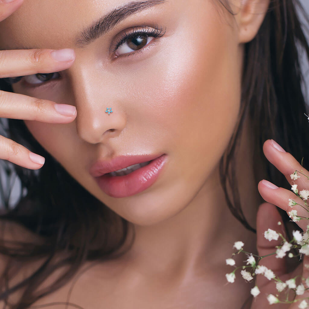 Six-Petal CZ Flower L-Bend Nose Stud